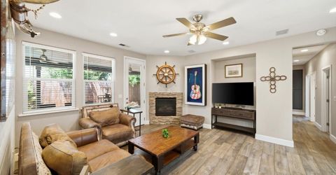 391 1st St, Lincoln, CA 95648 Photo