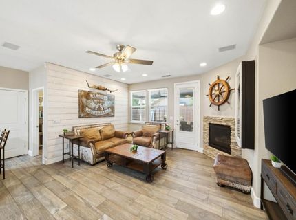 391 1st St, Lincoln, CA 95648 Photo