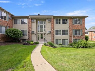 500 Romeo, Rochester, MI 48307