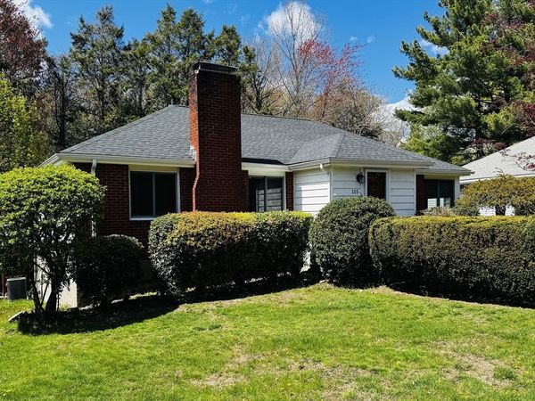 115 Grove St, Brookline, MA 02467