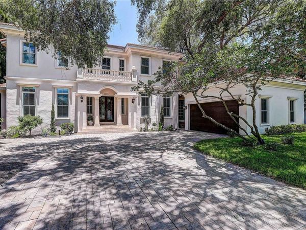 4621 W SAN JOSE STREET, TAMPA, FL 33629
