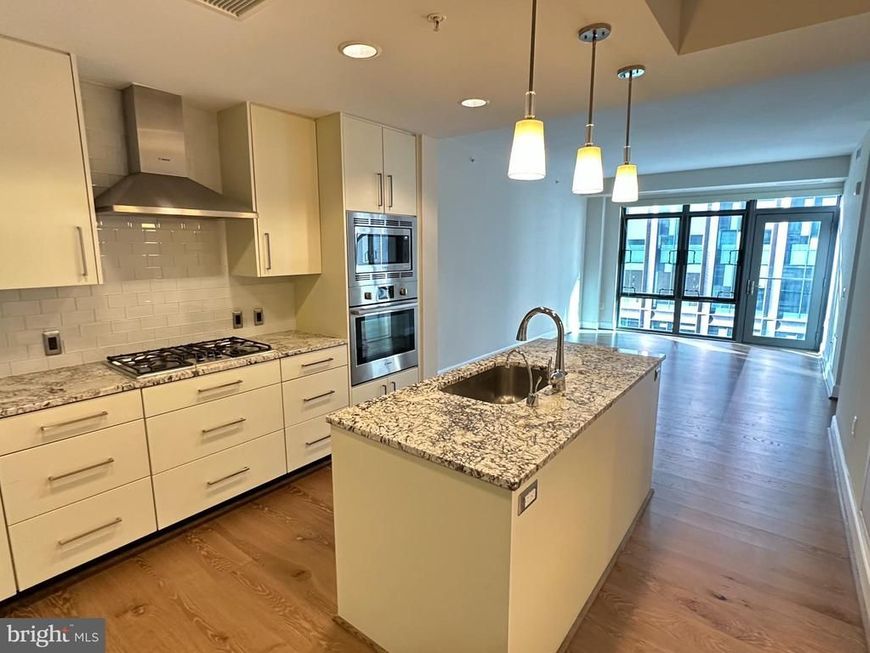 7171 Woodmont Avenue , Unit 606, Bethesda, MD 20815 Main Photo