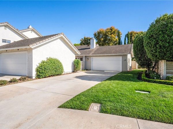 492 E Yale Loop , Irvine, CA 92614