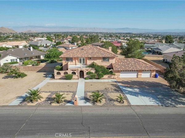 18633 Kamana , Apple Valley, CA 92307