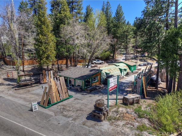 32765 Hilltop Boulevard , Arrowbear, CA 92382