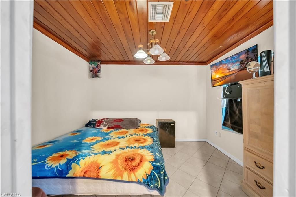 422 Bellair Rd , Fort Myers, FL 33905 Photo
