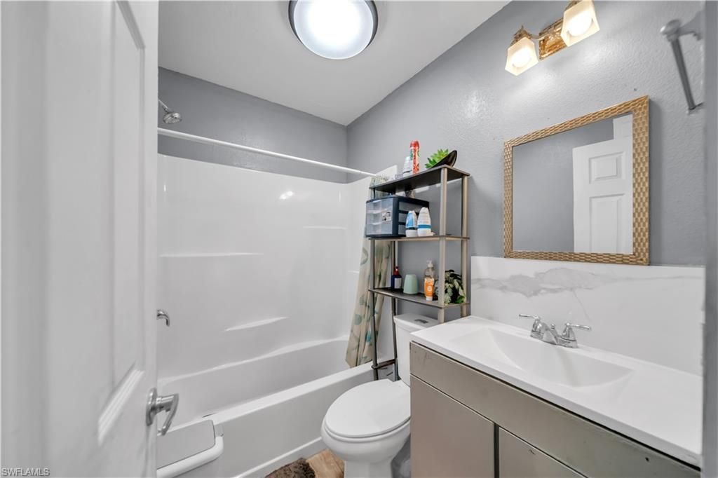 422 Bellair Rd , Fort Myers, FL 33905 Photo