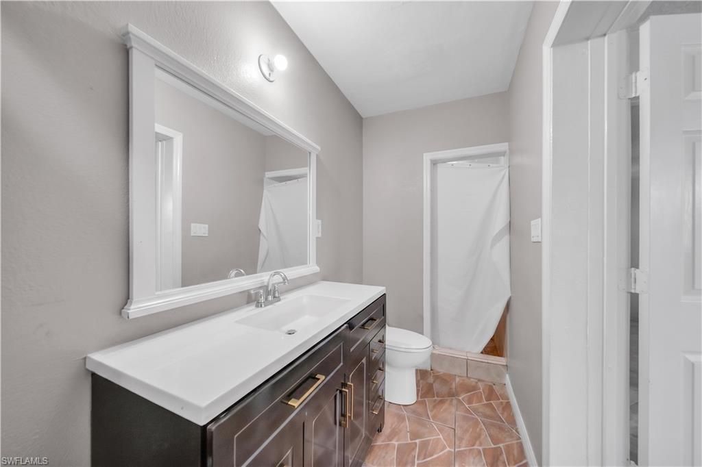 422 Bellair Rd , Fort Myers, FL 33905 Photo