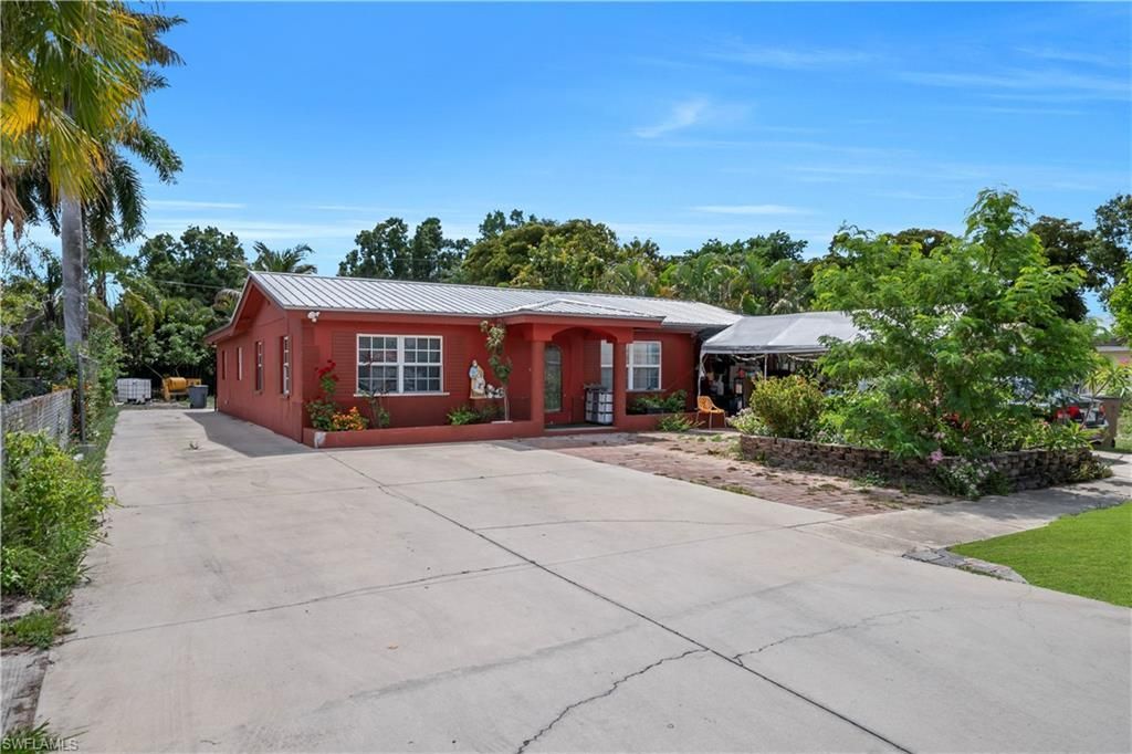 422 Bellair Rd , Fort Myers, FL 33905 Photo
