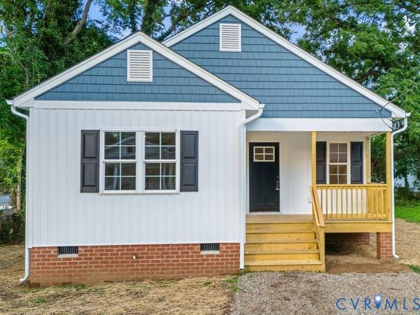 211 S 12th Avenue, Hopewell, VA 23860
