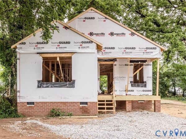 211 S 12th Avenue, Hopewell, VA 23860