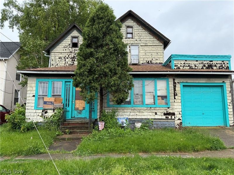 815 Amherst Road NE, Massillon, OH 44646 Photo 2