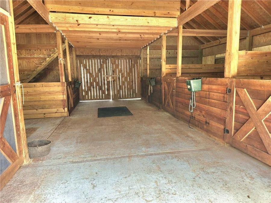 Property Image 103