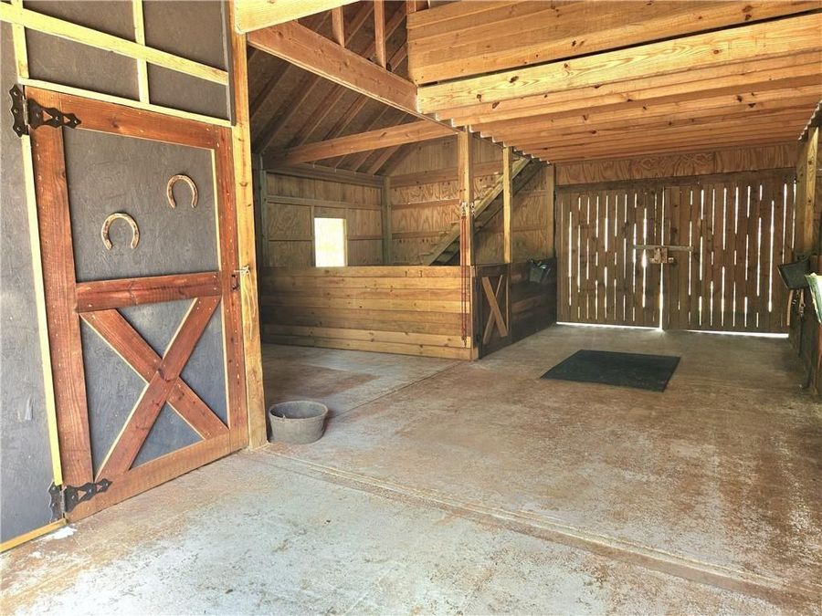 Property Image 104