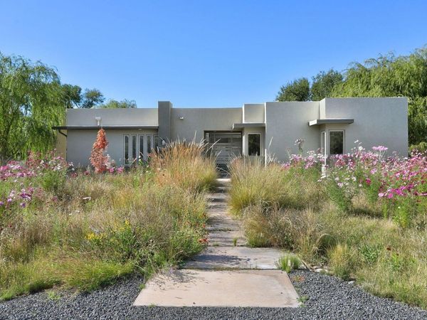 1083 W Ella Drive, Corrales, NM 87048