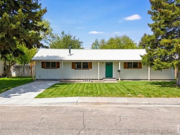 2237 Logan Drive, IDAHO FALLS, ID 83401