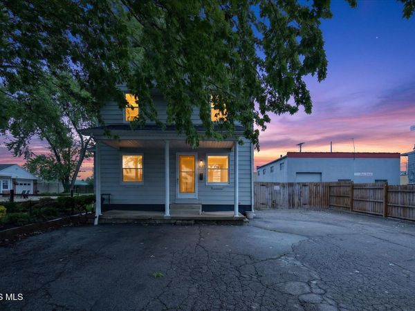 1637 Holloway Road, Holland, OH 43528
