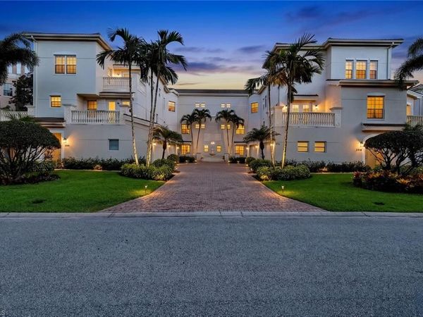 588 Avellino Isles CIR, Unit 20101, NAPLES, FL 34119