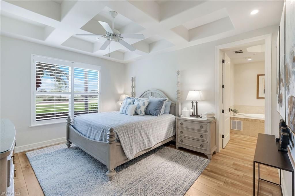 588 Avellino Isles Cir, Unit 20101, Naples, FL 34119 Photo