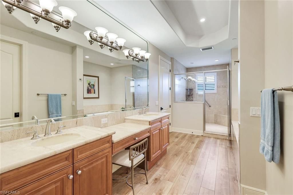 588 Avellino Isles Cir, Unit 20101, Naples, FL 34119 Photo