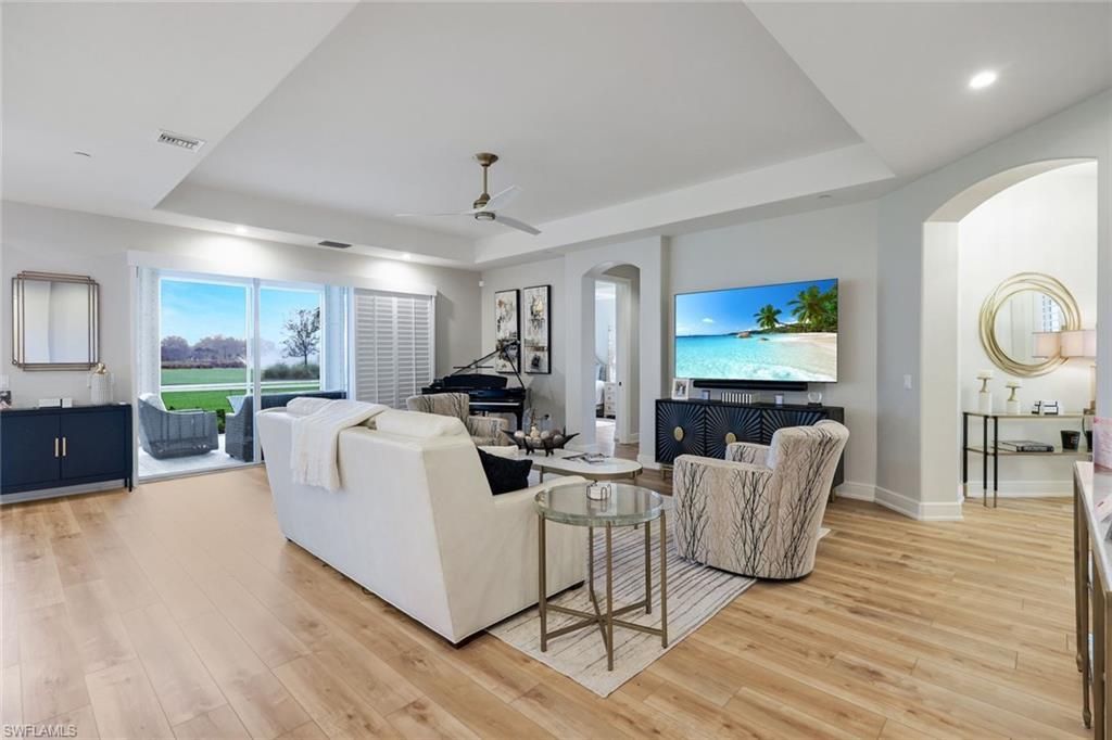 588 Avellino Isles Cir, Unit 20101, Naples, FL 34119 Photo