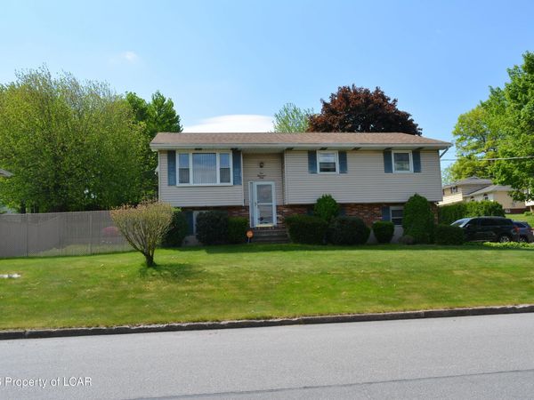 1040 W 19th Street, Hazle Twp, PA 18202