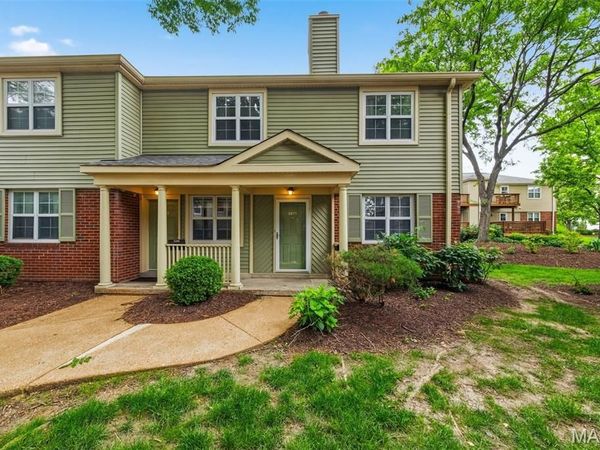8871 Flamingo Court , Brentwood, MO 63144