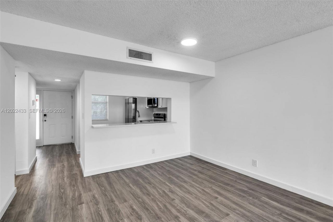 2767 Carambola Cir S, Unit 402, Coconut Creek, FL 33066 Photo