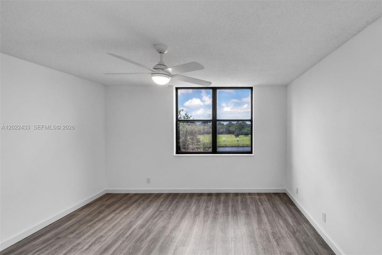 2767 Carambola Cir S, Unit 402, Coconut Creek, FL 33066 Photo