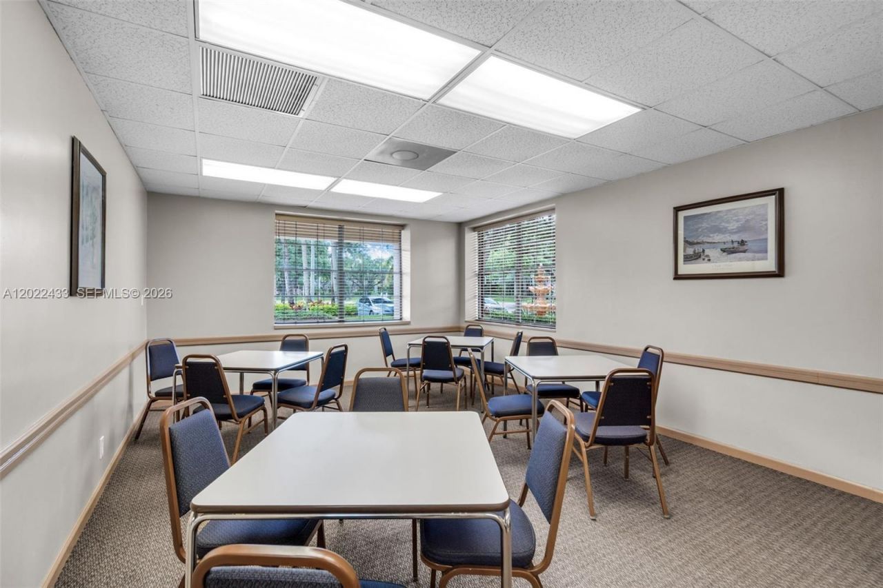2767 Carambola Cir S, Unit 402, Coconut Creek, FL 33066 Photo