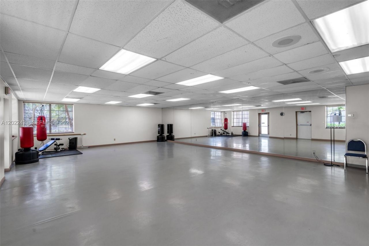 2767 Carambola Cir S, Unit 402, Coconut Creek, FL 33066 Photo