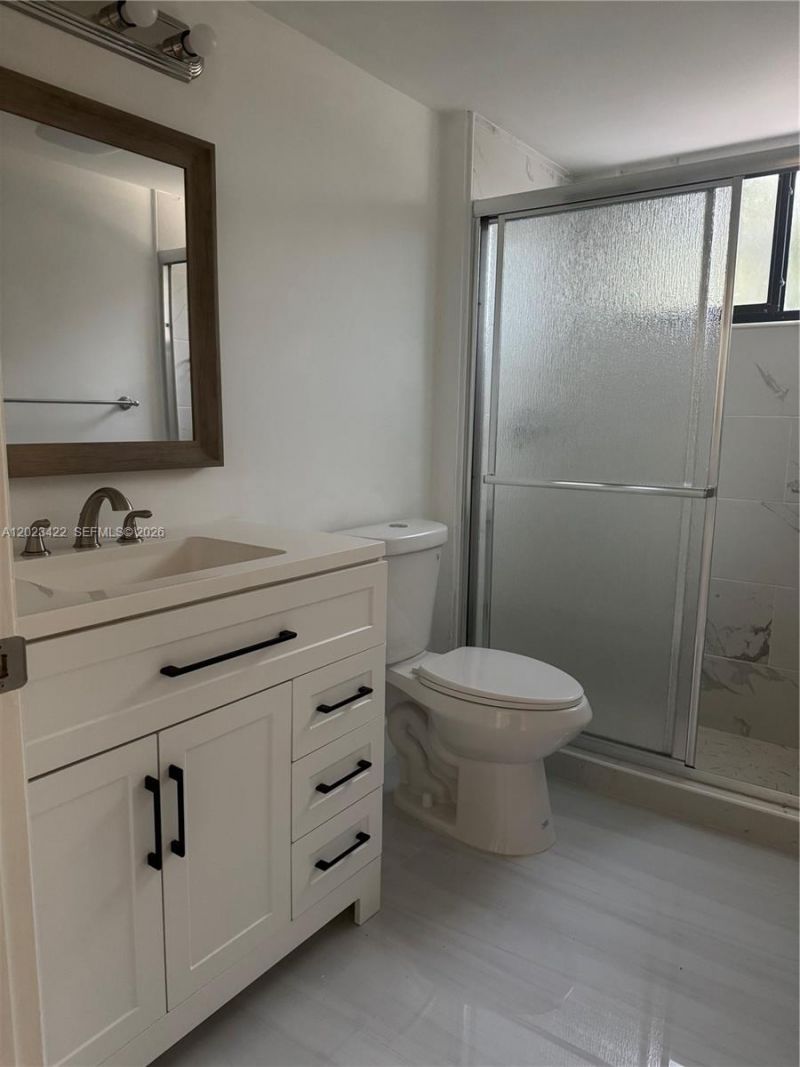 605 Ives Dairy Rd , Unit 306-7, Miami, FL 33179 Photo