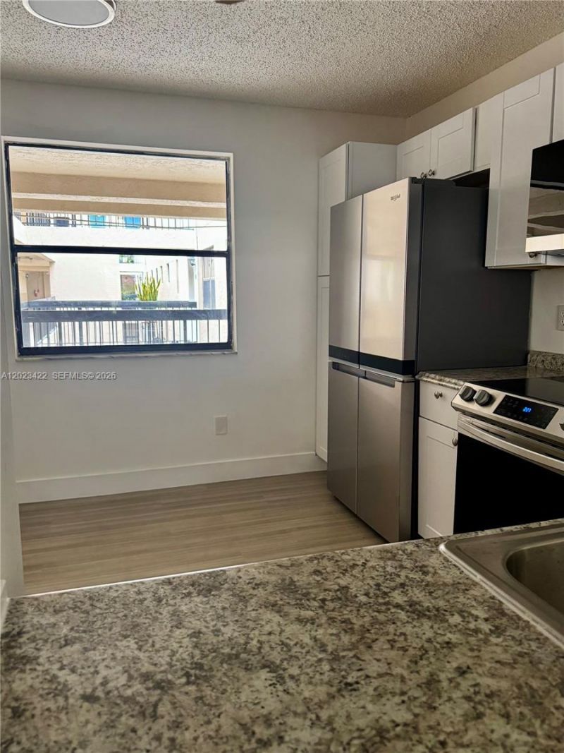 605 Ives Dairy Rd , Unit 306-7, Miami, FL 33179 Photo
