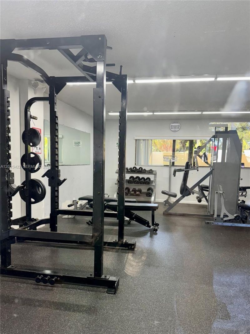 605 Ives Dairy Rd , Unit 306-7, Miami, FL 33179 Photo