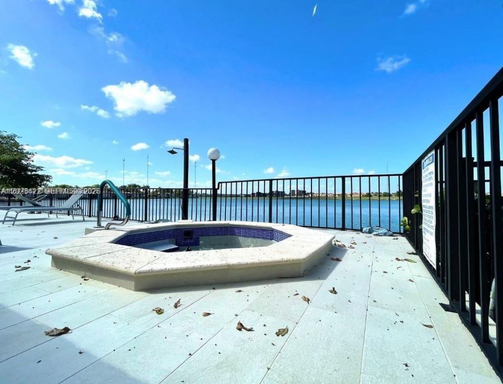 605 Ives Dairy Rd , Unit 306-7, Miami, FL 33179 Photo