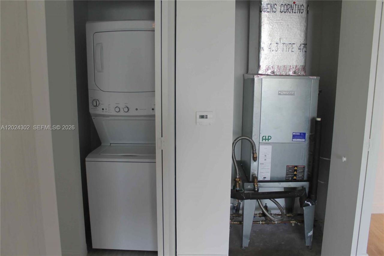 45 SW 9th St , Unit 2109, Miami, FL 33130 Photo