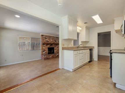 253 E Canterbury Dr, Stockton, CA 95207 Photo