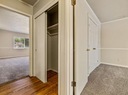 253 E Canterbury Dr, Stockton, CA 95207 Photo