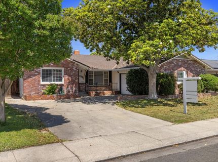 253 E Canterbury Dr, Stockton, CA 95207 Photo