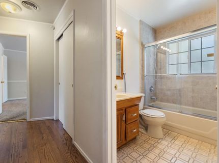 253 E Canterbury Dr, Stockton, CA 95207 Photo
