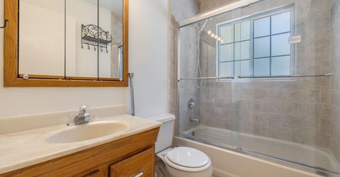 253 E Canterbury Dr, Stockton, CA 95207 Photo