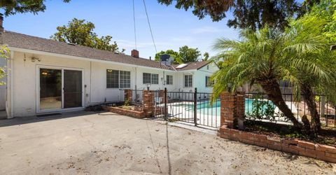253 E Canterbury Dr, Stockton, CA 95207 Photo