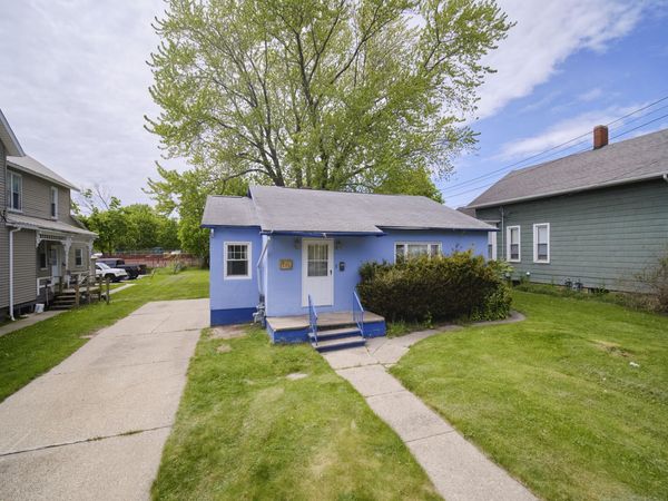 116 Sibben Street, Manistee, MI 49660