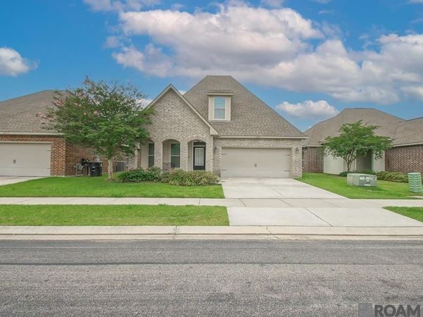 6616 Blue Rose Dr, Baton Rouge, LA 70817