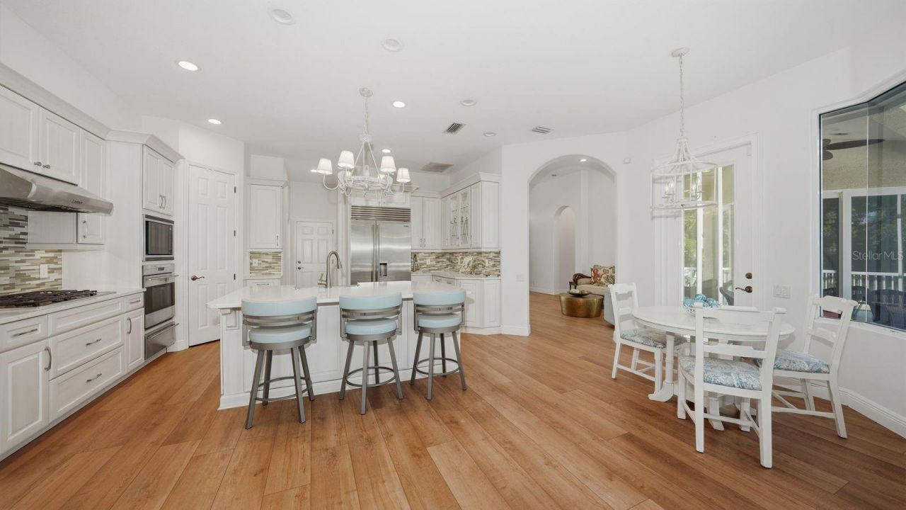 523 Juan Anasco Drive, Longboat Key, FL 34228 Photo