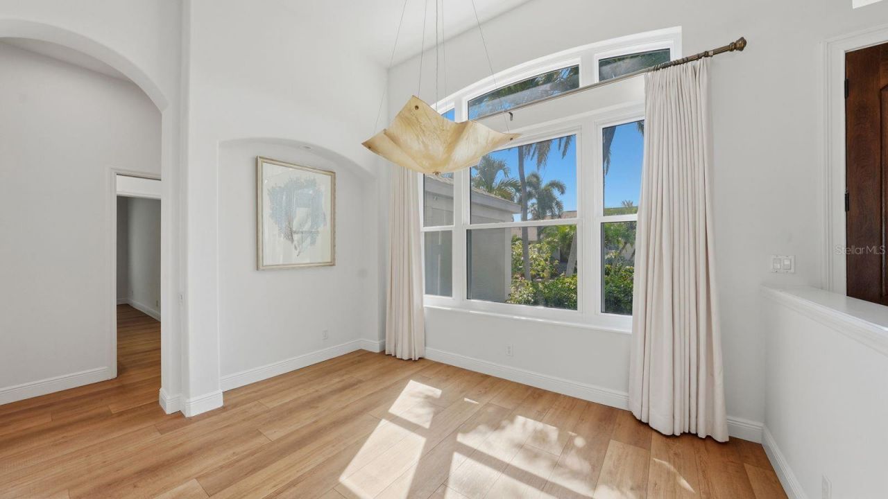 523 Juan Anasco Drive, Longboat Key, FL 34228 Photo