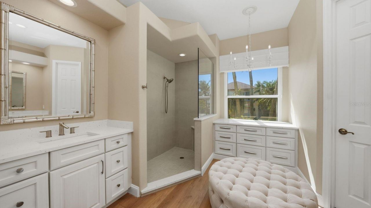 523 Juan Anasco Drive, Longboat Key, FL 34228 Photo