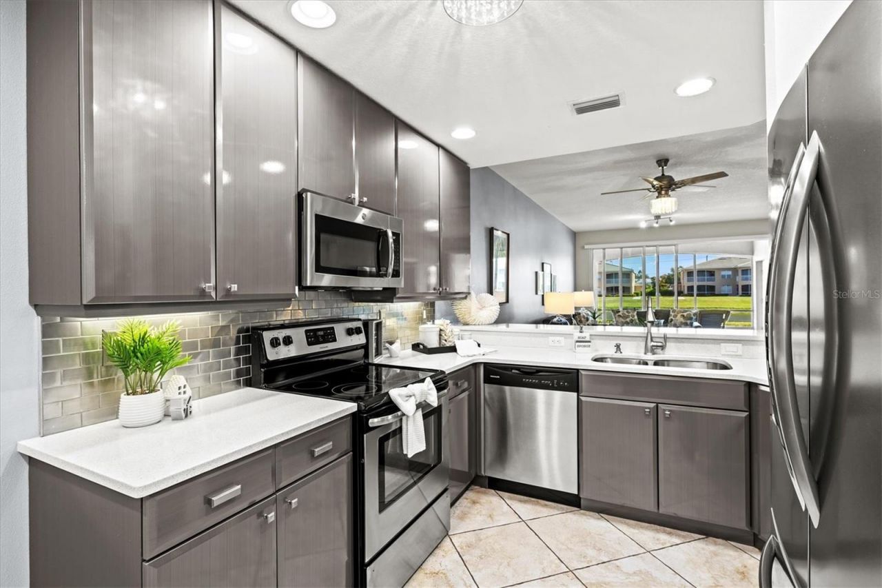 6626 7th Avenue Circle W, Bradenton, FL 34209 Photo