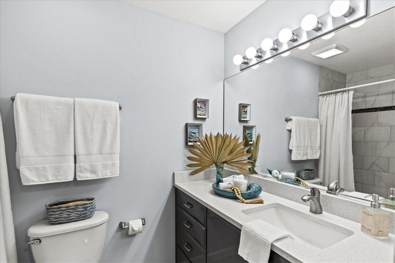 6626 7th Avenue Circle W, Bradenton, FL 34209 Photo