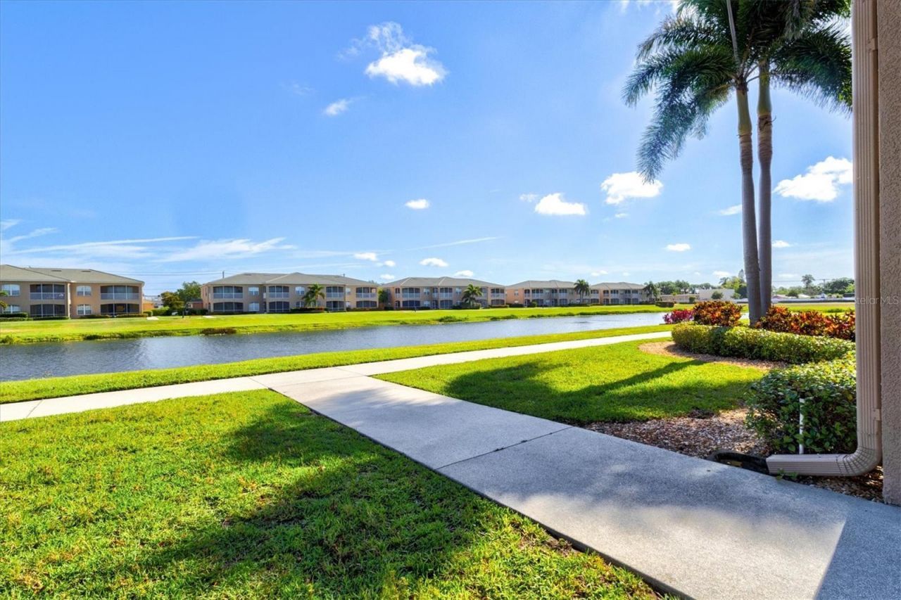 6626 7th Avenue Circle W, Bradenton, FL 34209 Photo
